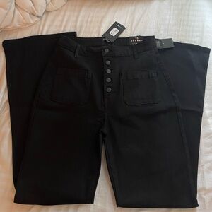 Fashion Nova NWT High Waisted Flared Jeans